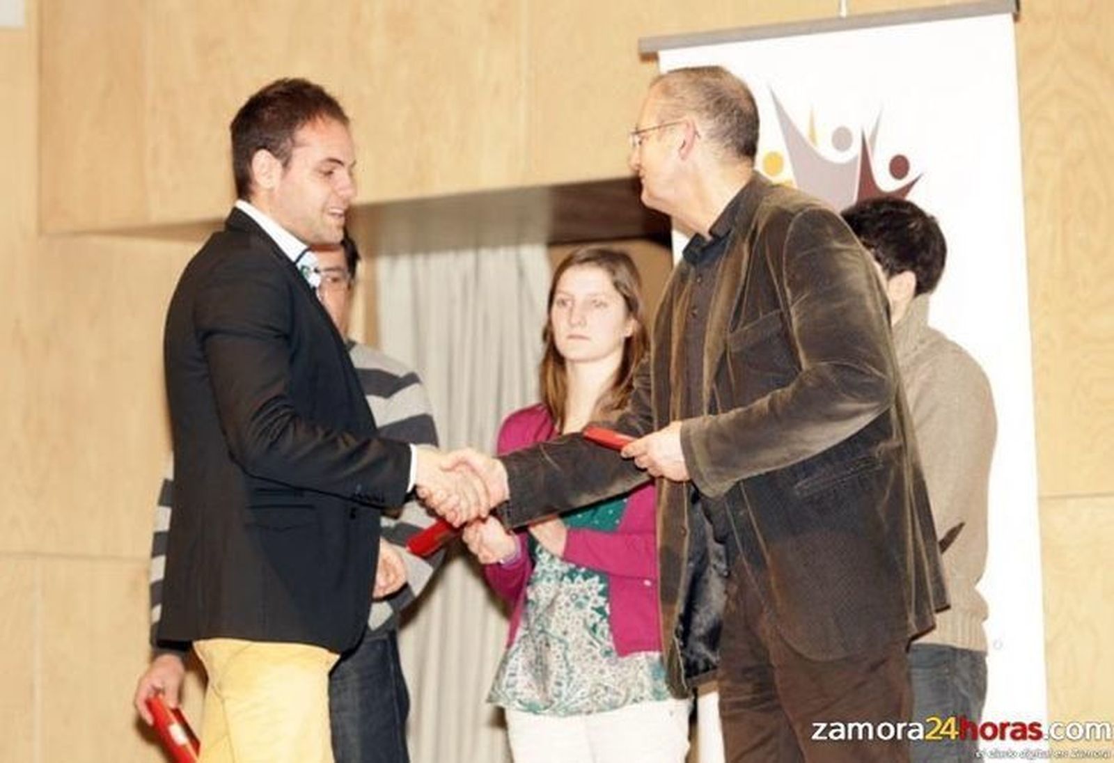 El piragüista Javier Bernal recibe una mención en los premios a Mejor Deportista Universitario