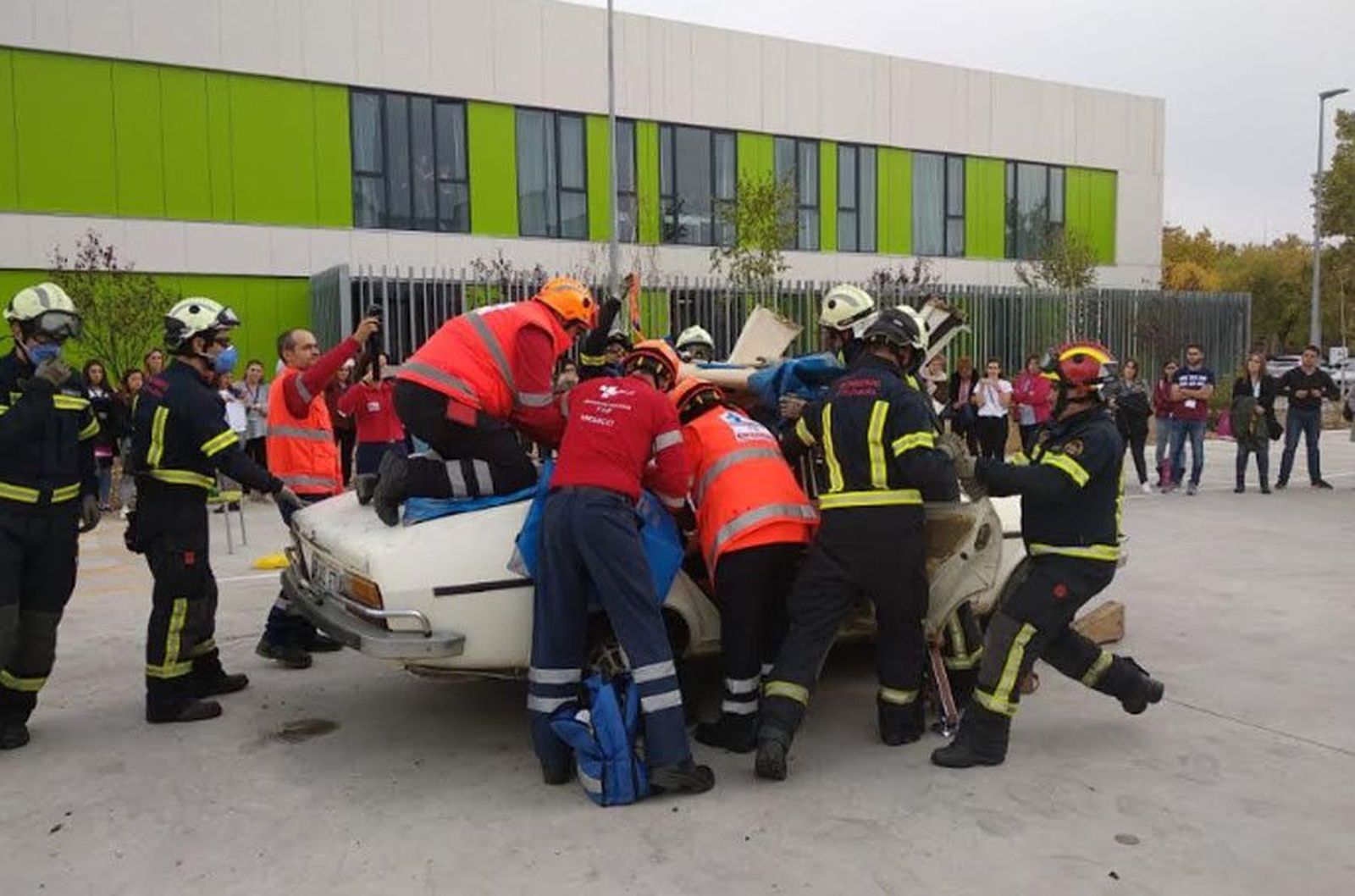 Simulacro bomberos enfermeria