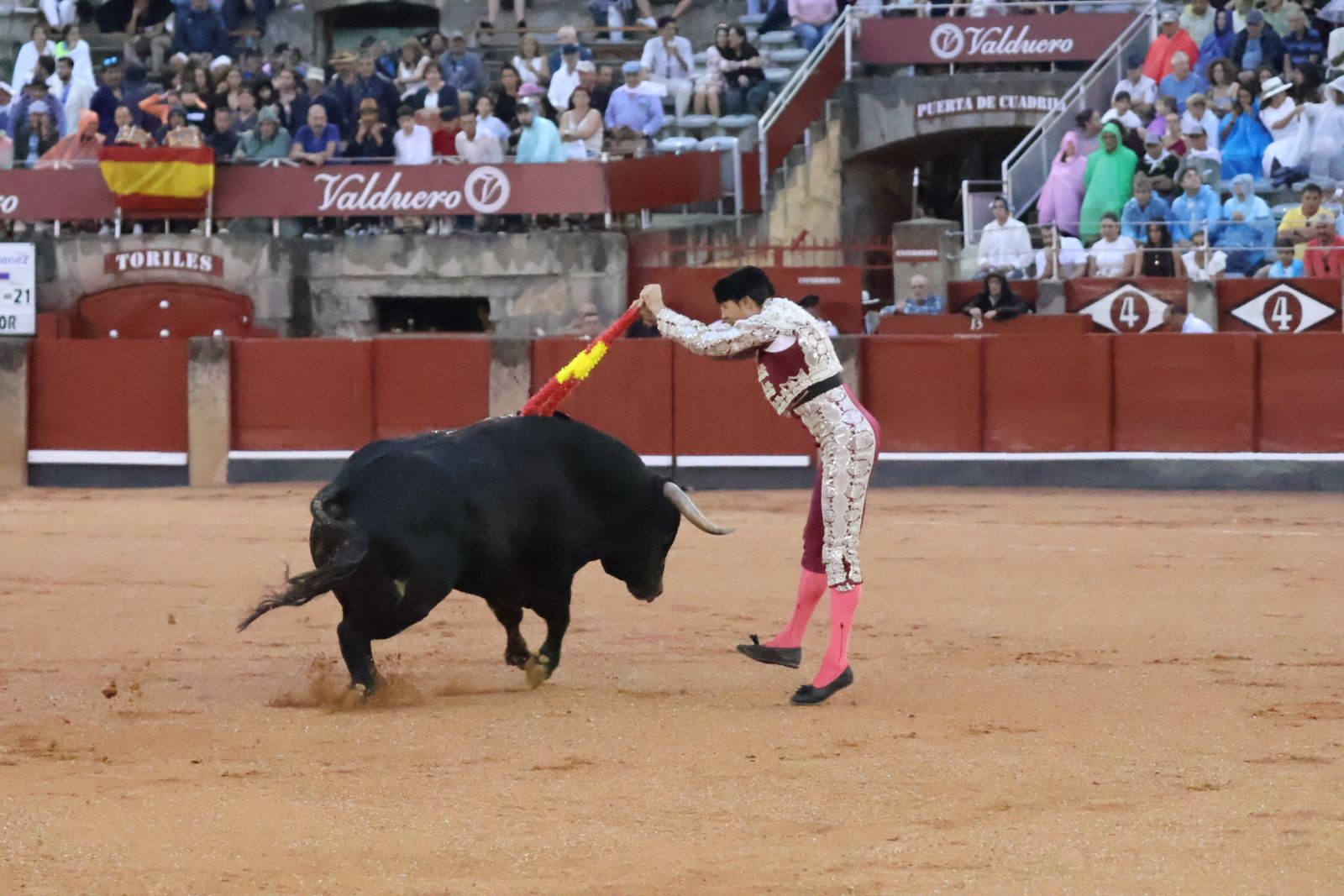 Ismael Martín, Marco Pérez y el aclamado regreso de Morante de la Puebla: su paso por La Glorieta en imágenes