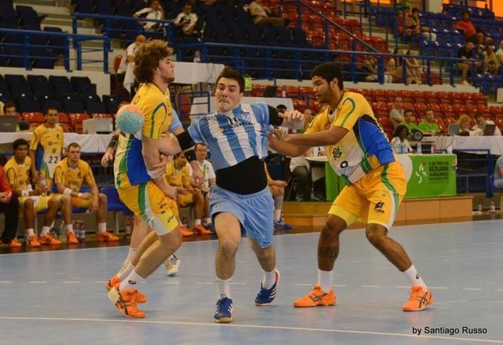 García Valiente logra el fichaje del argentino Gastón Mouriño para reforzar el pivote