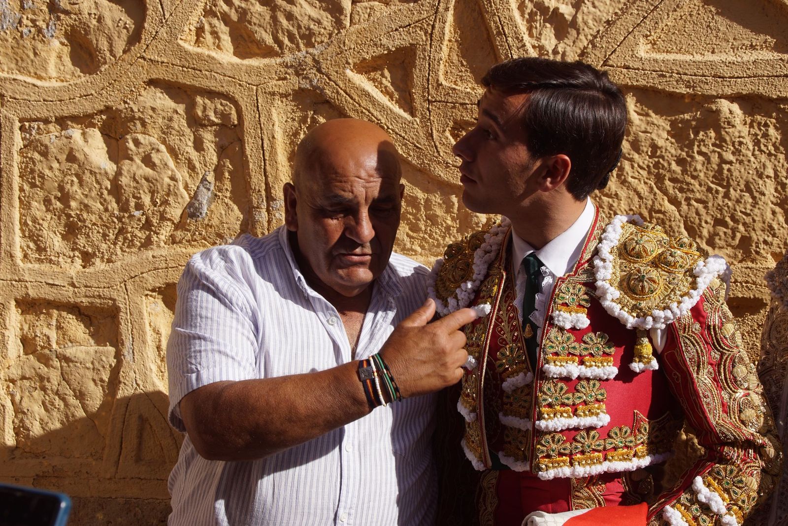 Así se ha vivido la primera corrida de la feria 2025 en La Glorieta: imágenes del ambiente en los tendidos y en el patio de cuadrillas