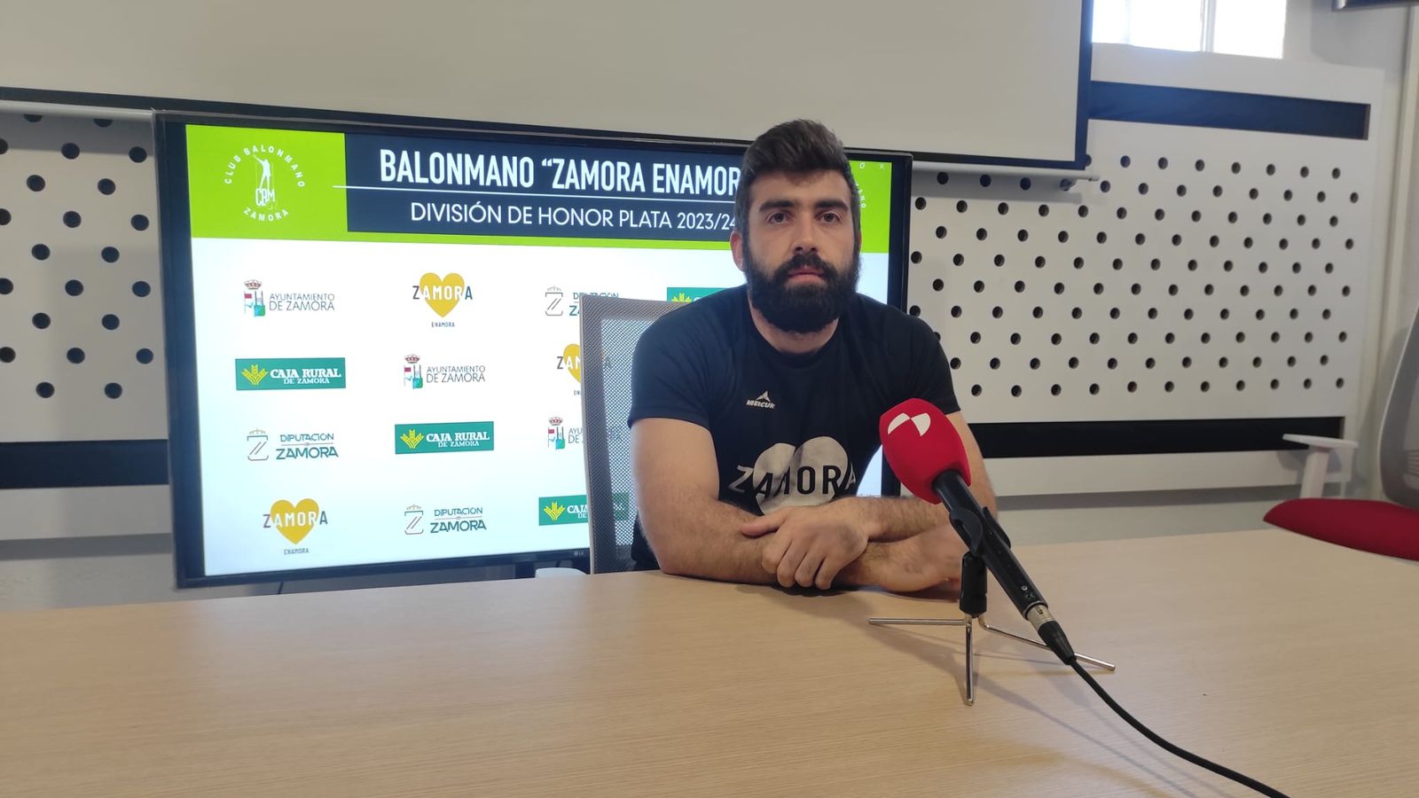 Pablo Cubillas, jugador del Balonmano Zamora.
