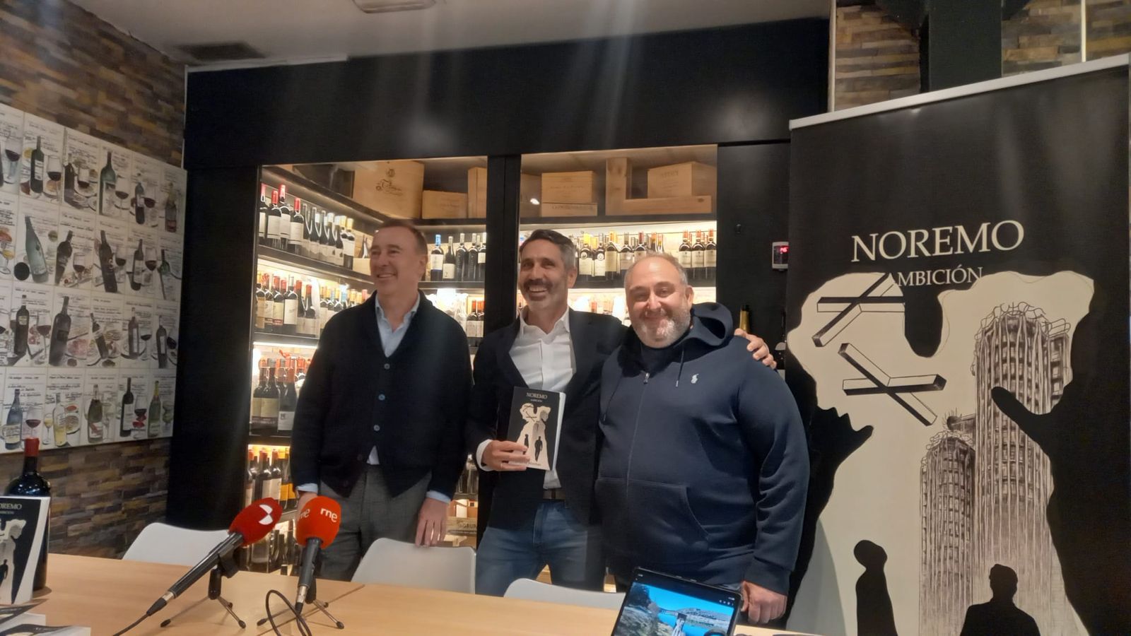 Javier H. Merchán presenta su novela Noremo en la Taberna LaSal