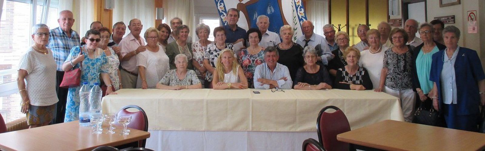 La fiesta de los bejaranos ausentes reúne a decenas de vecinos en una agradable jornada