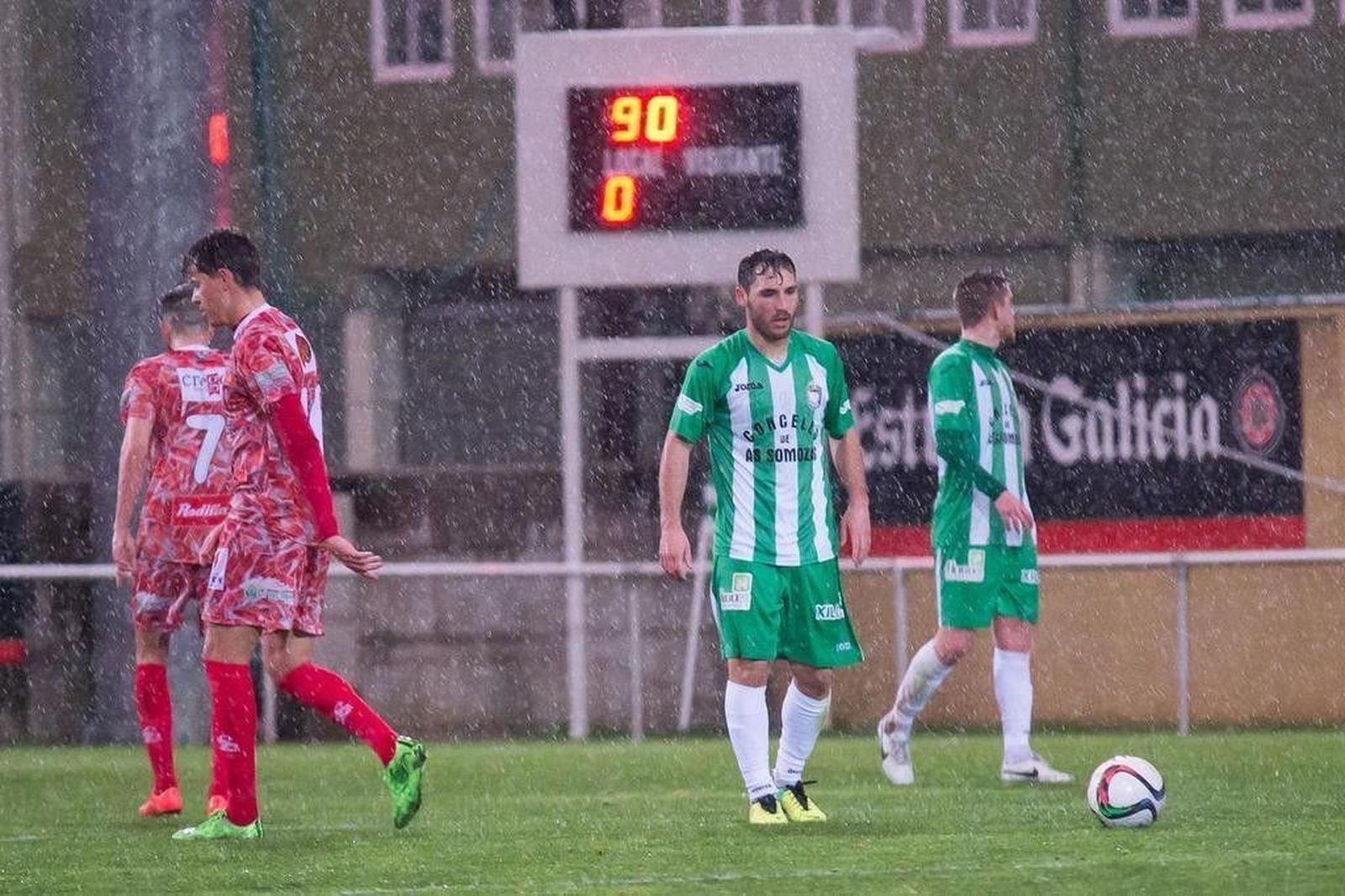 El Guijuelo mejora pero sigue sin gol