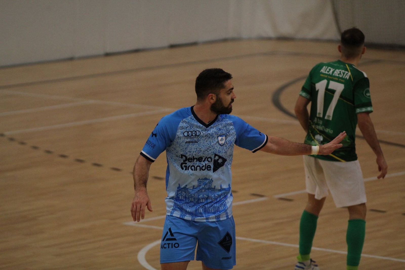 whatsapp-image-2025-03-02-at-20-08-40-5