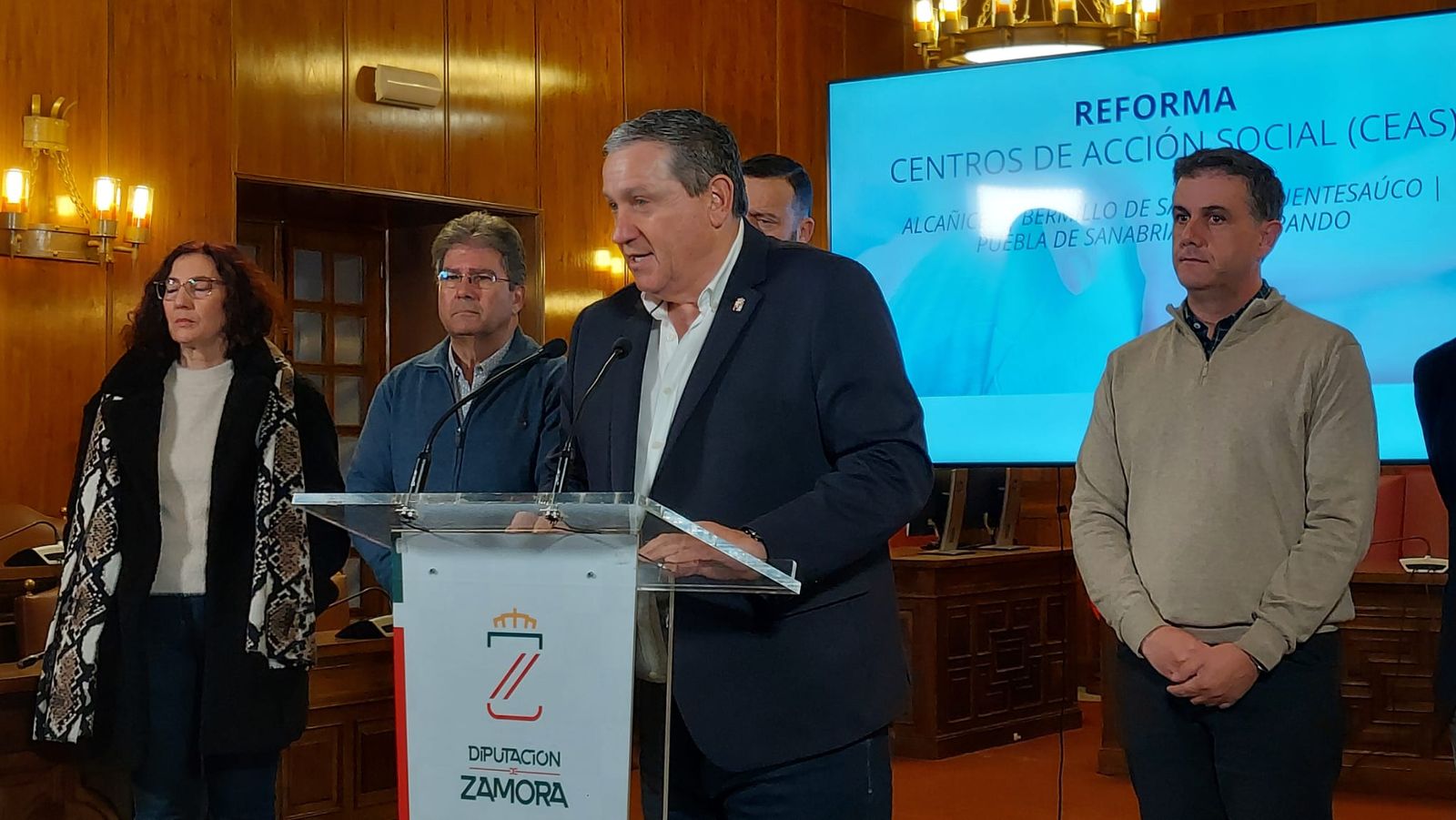 Javier Faúndez en rueda de prensa