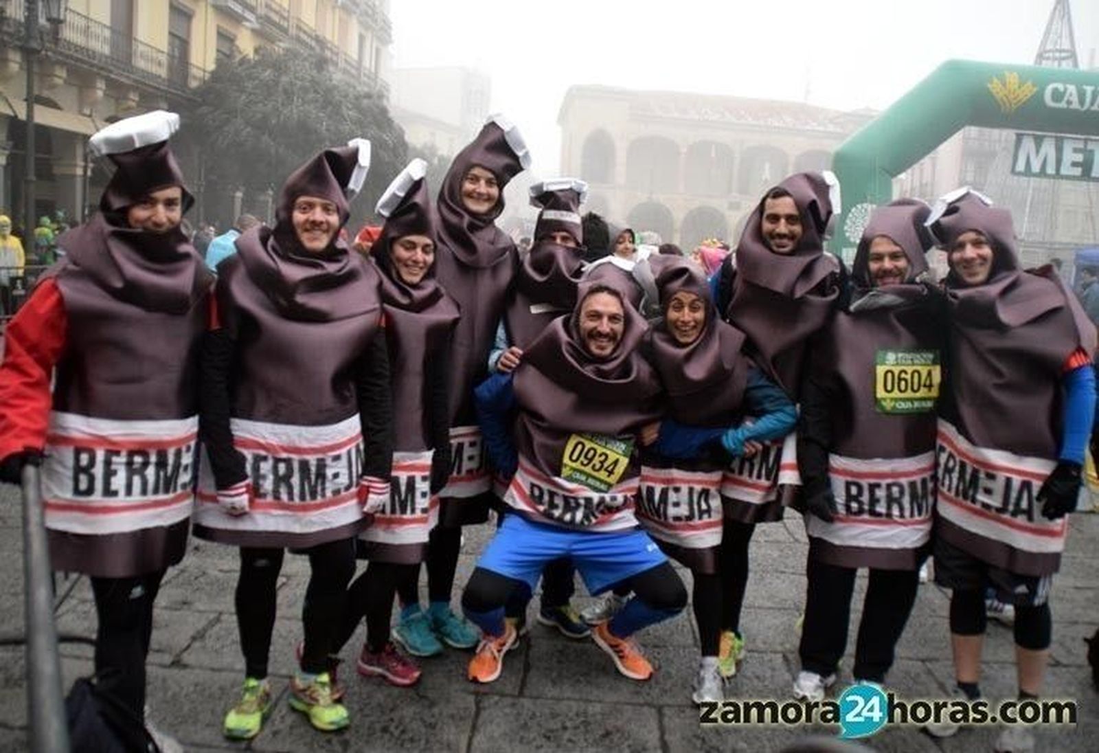 La originalidad de los disfraces volvió a dar color a la San Silvestre zamorana