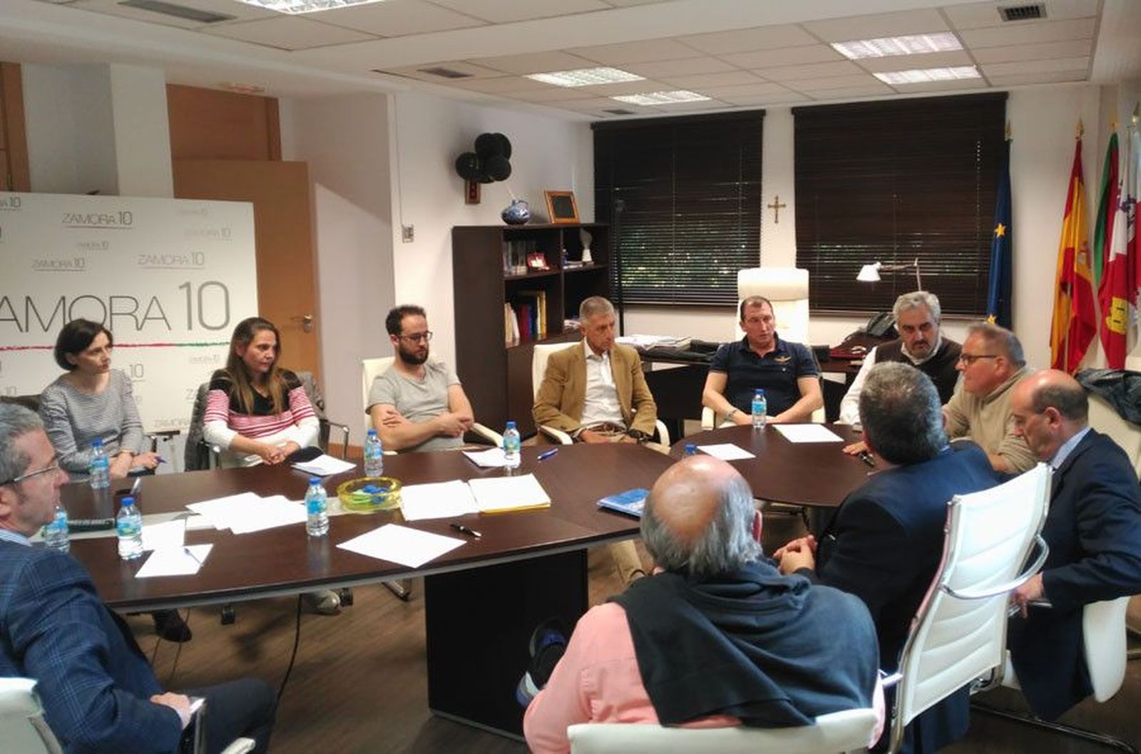 Zamora10 mercado abastos reunion