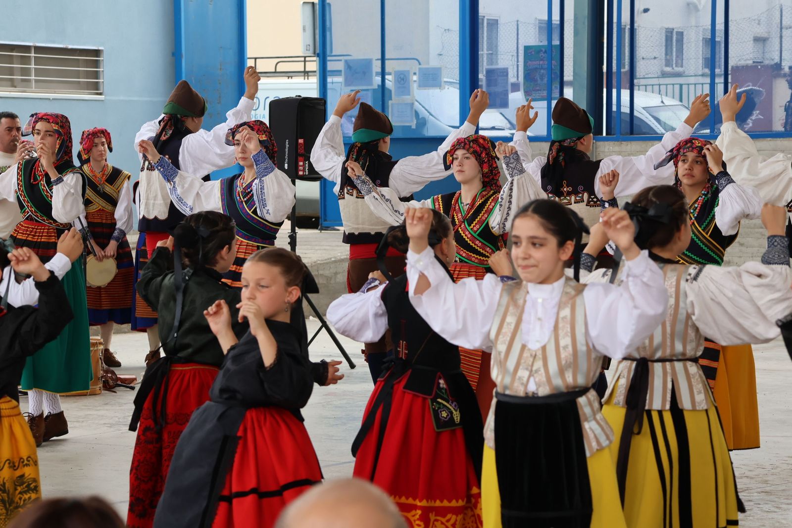 actuacion-fin-de-curso-de-la-escuela-de-baile-dona-urraca-24