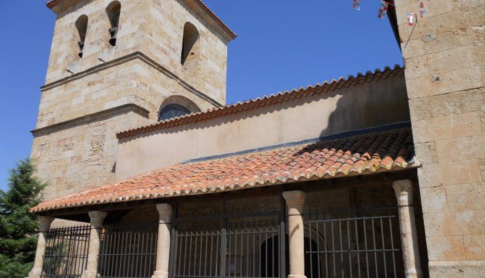 Iglesia de Castellanos de Villiquera