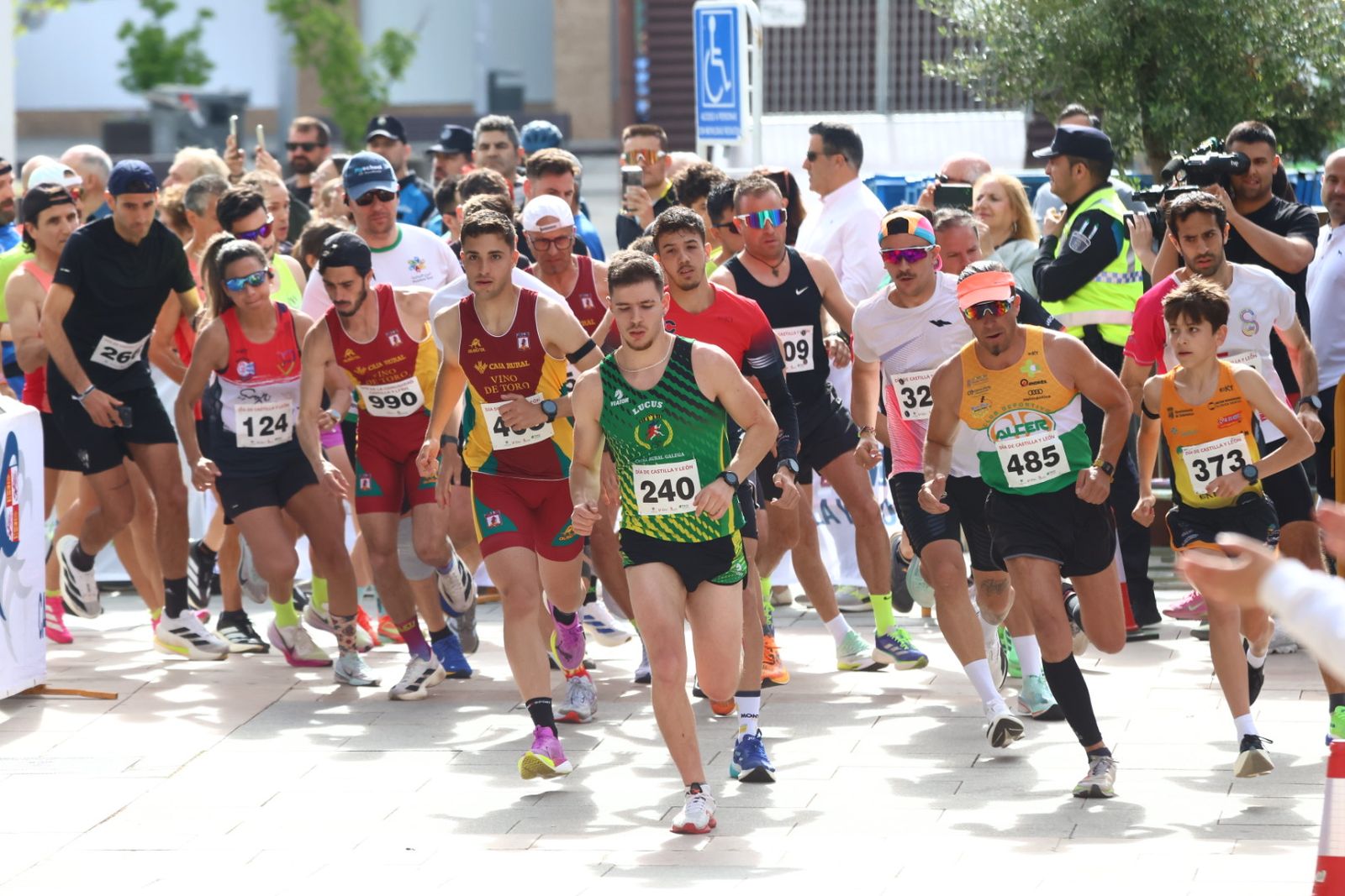 Carrera y Marcha solidaria por el día de Castilla y León