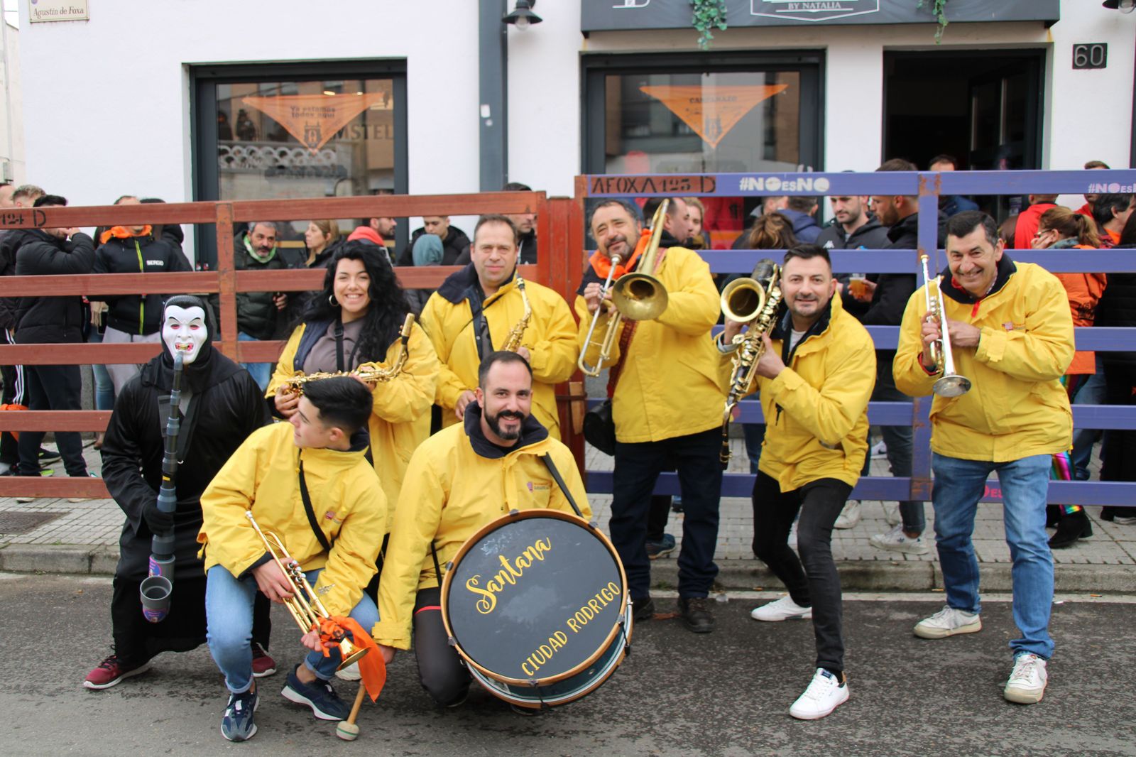 ambiente-durante-el-encierro-urbano-de-ciudad-rodrigo-sabado-10-de-febrero-fotos-s24h-5