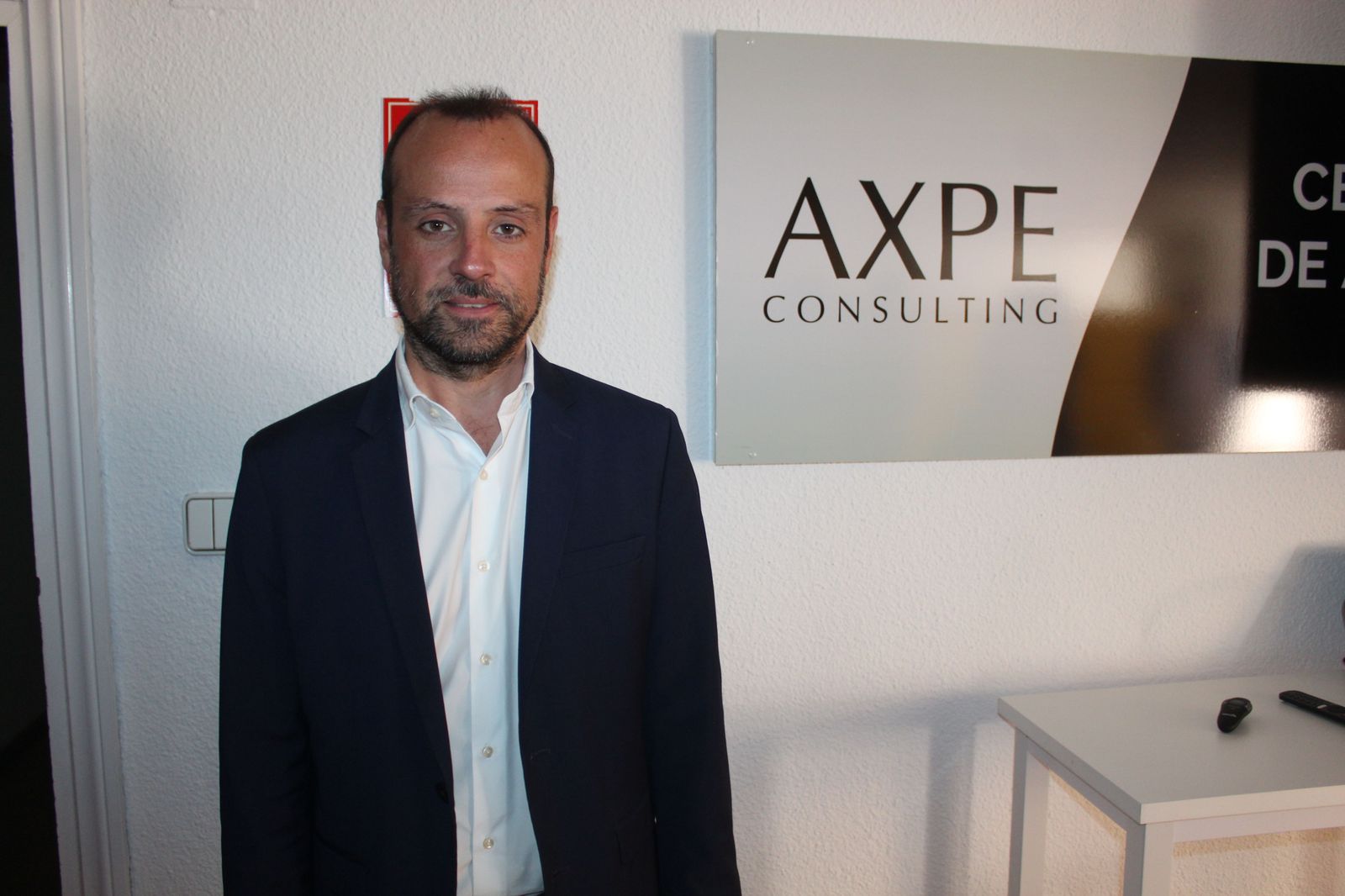 Inauguración de Uxcale en las oficinas de AXPE