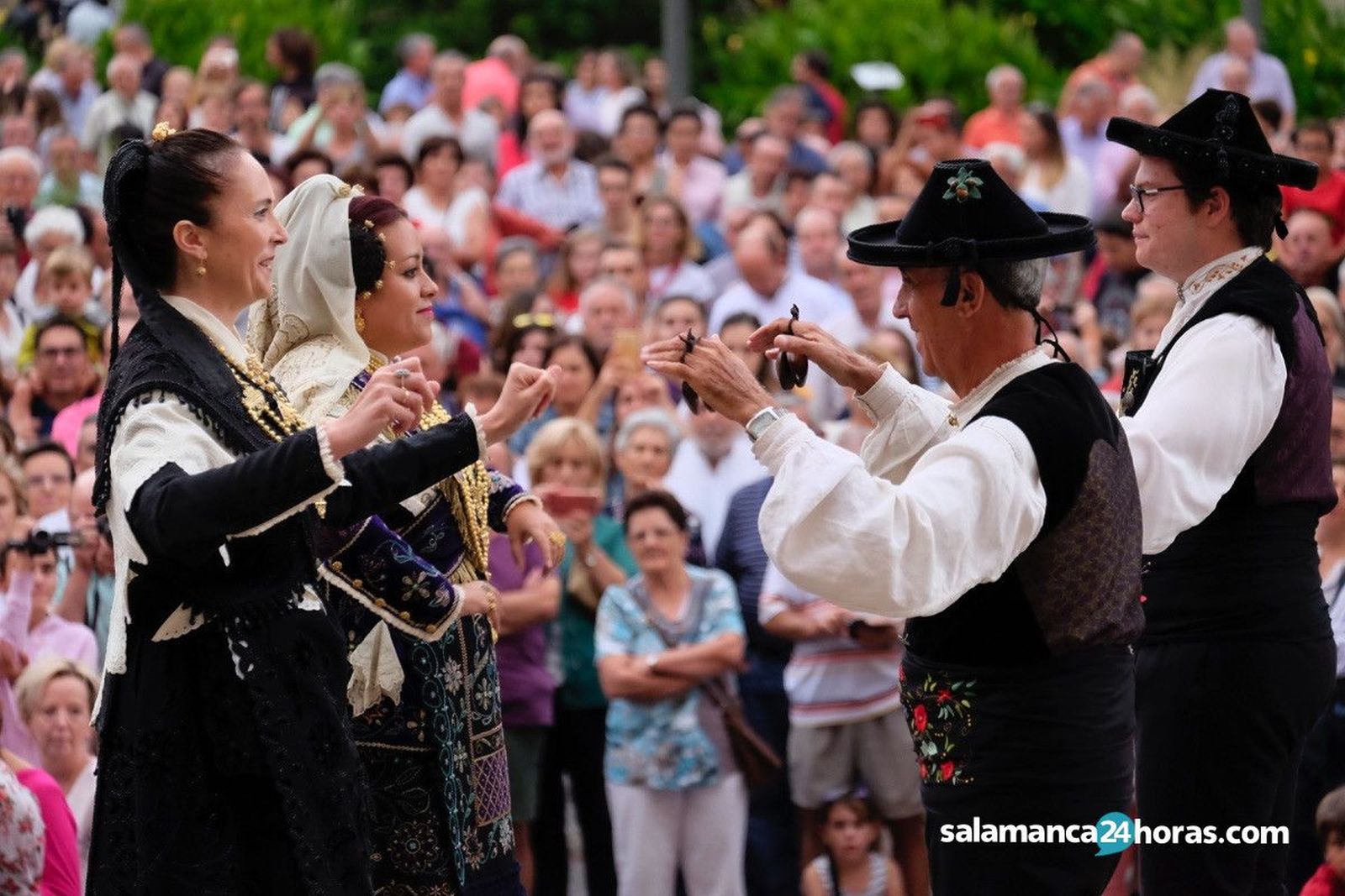Festival folklore tono 19