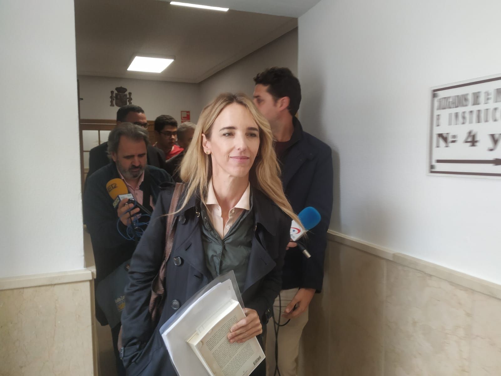 Cayetana Álvarez de Toledo a la salida del juicio en Zamora Cayetana Álvarez de Toledo a la salida del juicio en Zamora