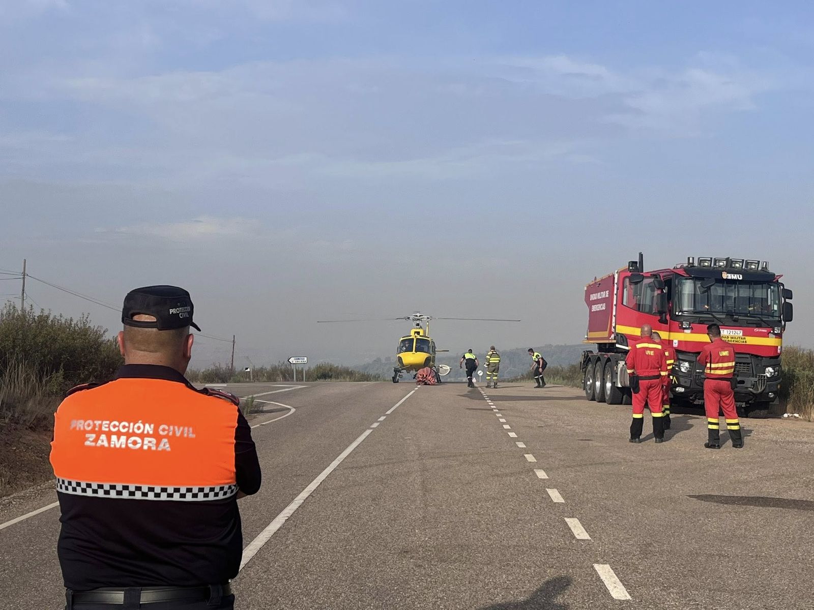 Imagen de los medios desplegados en el incendio de Puercas