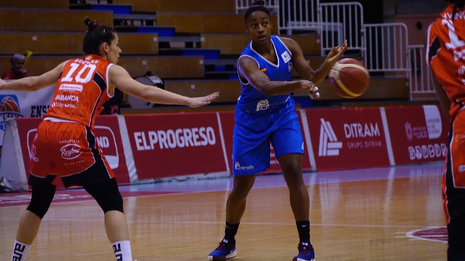 F4C2C204 A1D4 445F 9BAE D15AD638BBC6