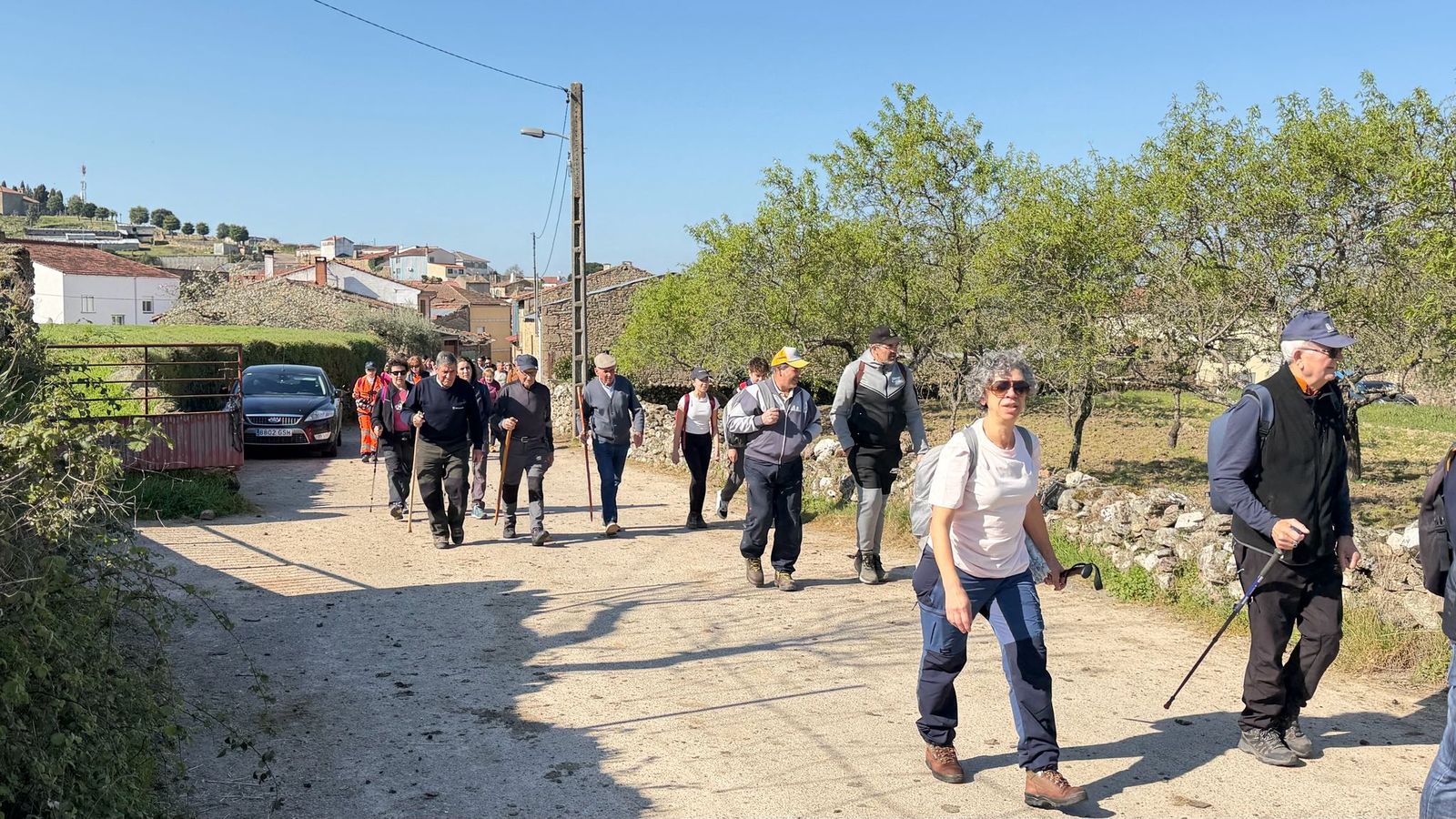Marcha senderiesta mieza