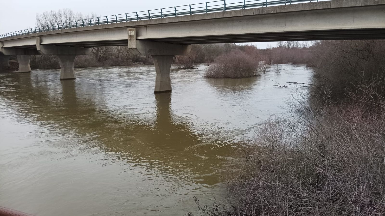 Río Órbigo Manganeses de la Polvorosa
