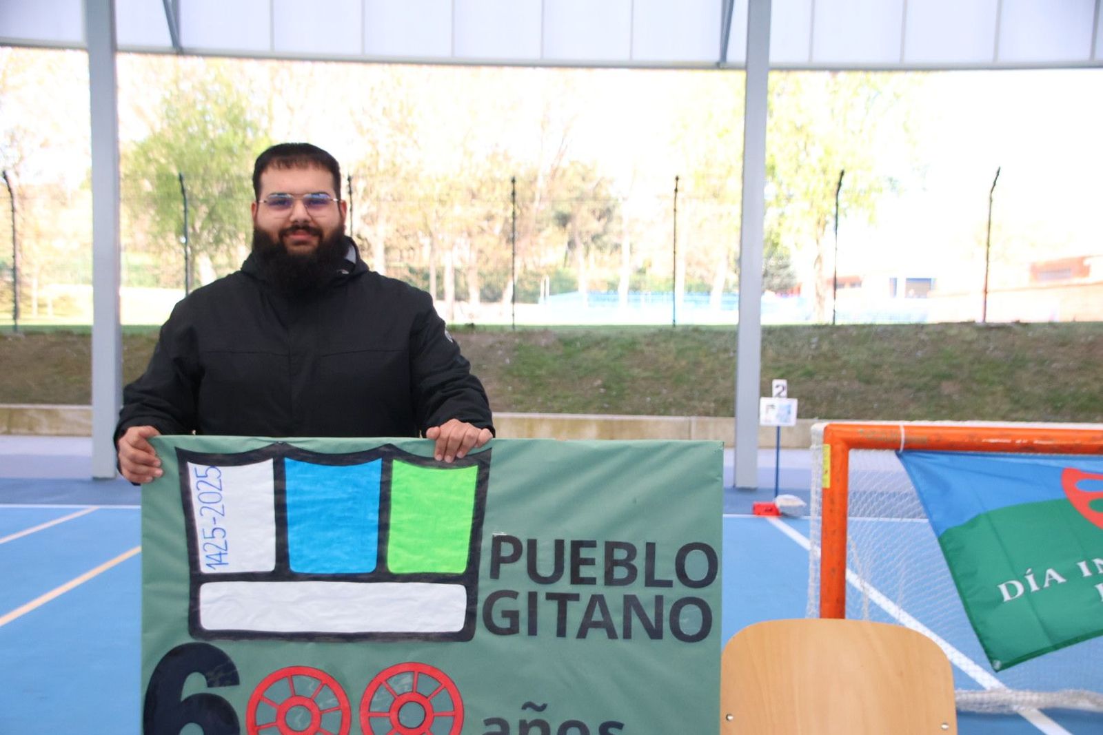 Jornada Día del Pueblo Gitano en el complejo deportivo Lazarillo de Tormes