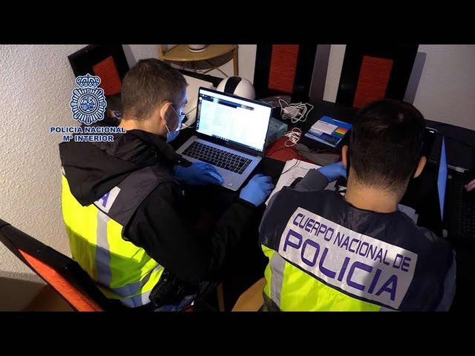 Detenidos 19 ciberestafadores que vaciaban las cuentas corrientes de sus víctimas