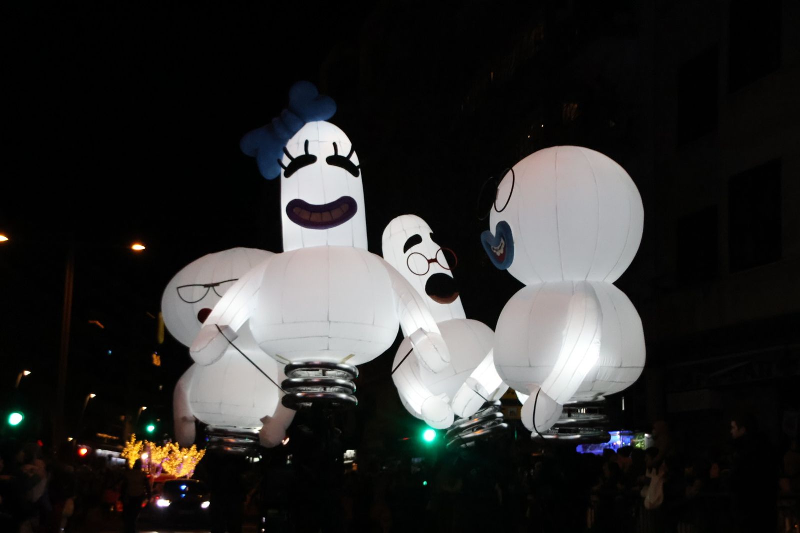 Los Reyes Magos recorren las calles de Salamanca en la Cabalgata 2026