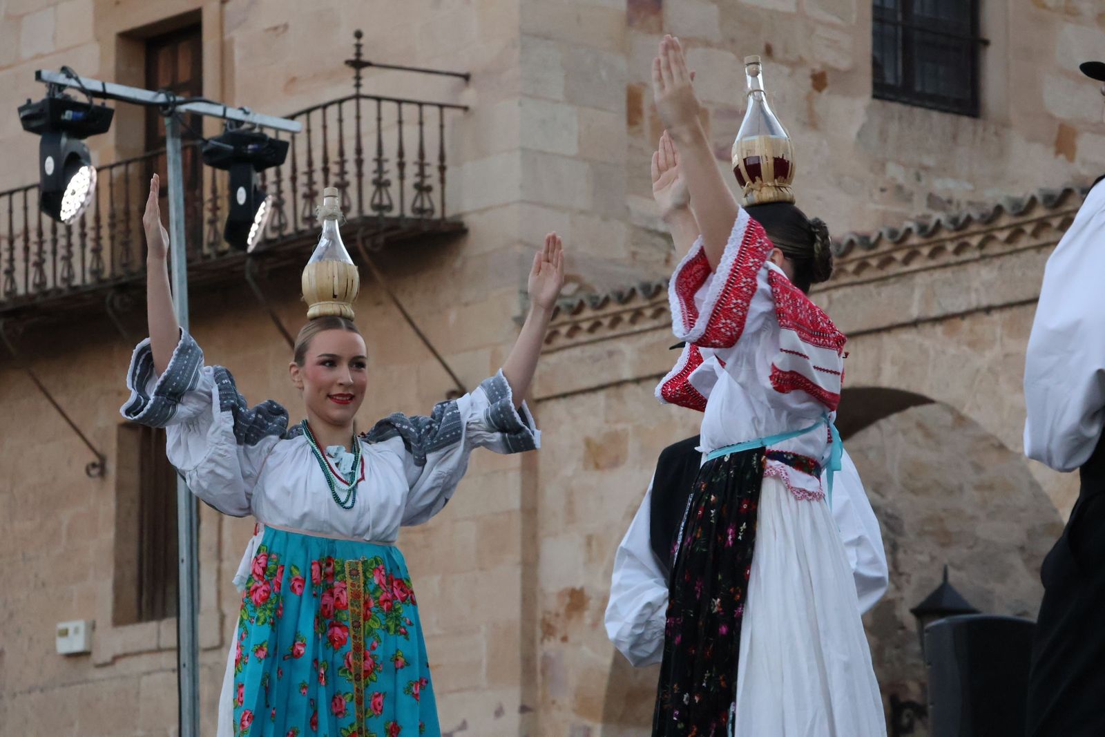 ii-gala-festival-internacional-de-folklore-21