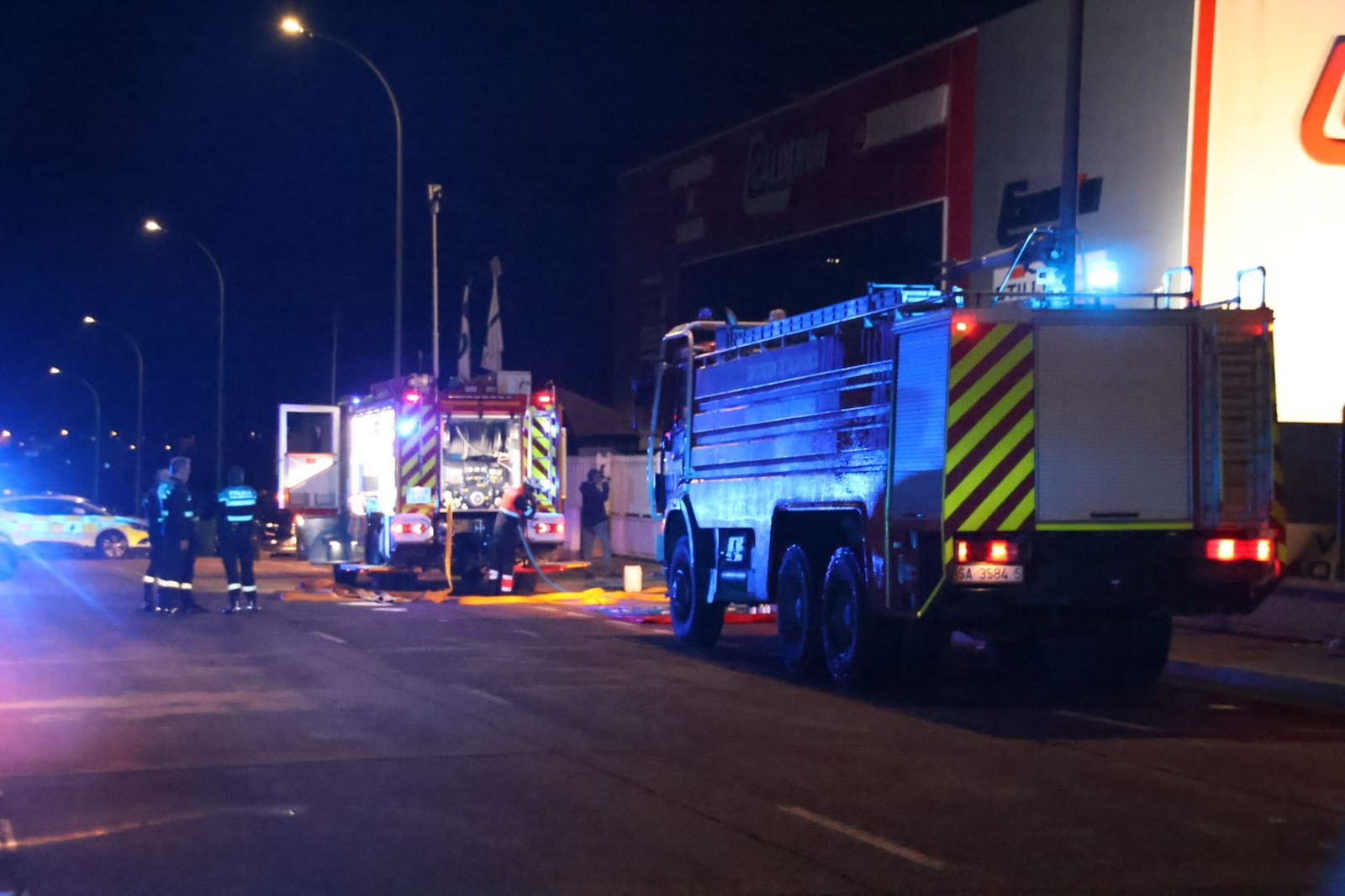 explosion-de-una-maquina-en-el-poligono-el-montalvo-iii-fotos-andrea-m-2