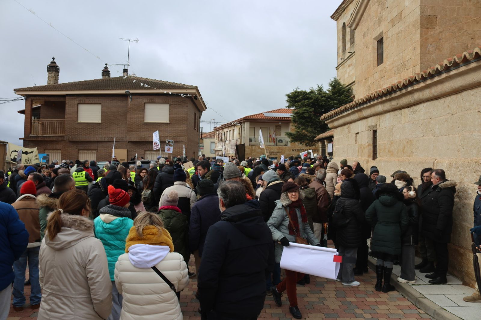 Protesta ciudadana por la planta de biogas en Castellanos de Villiquera