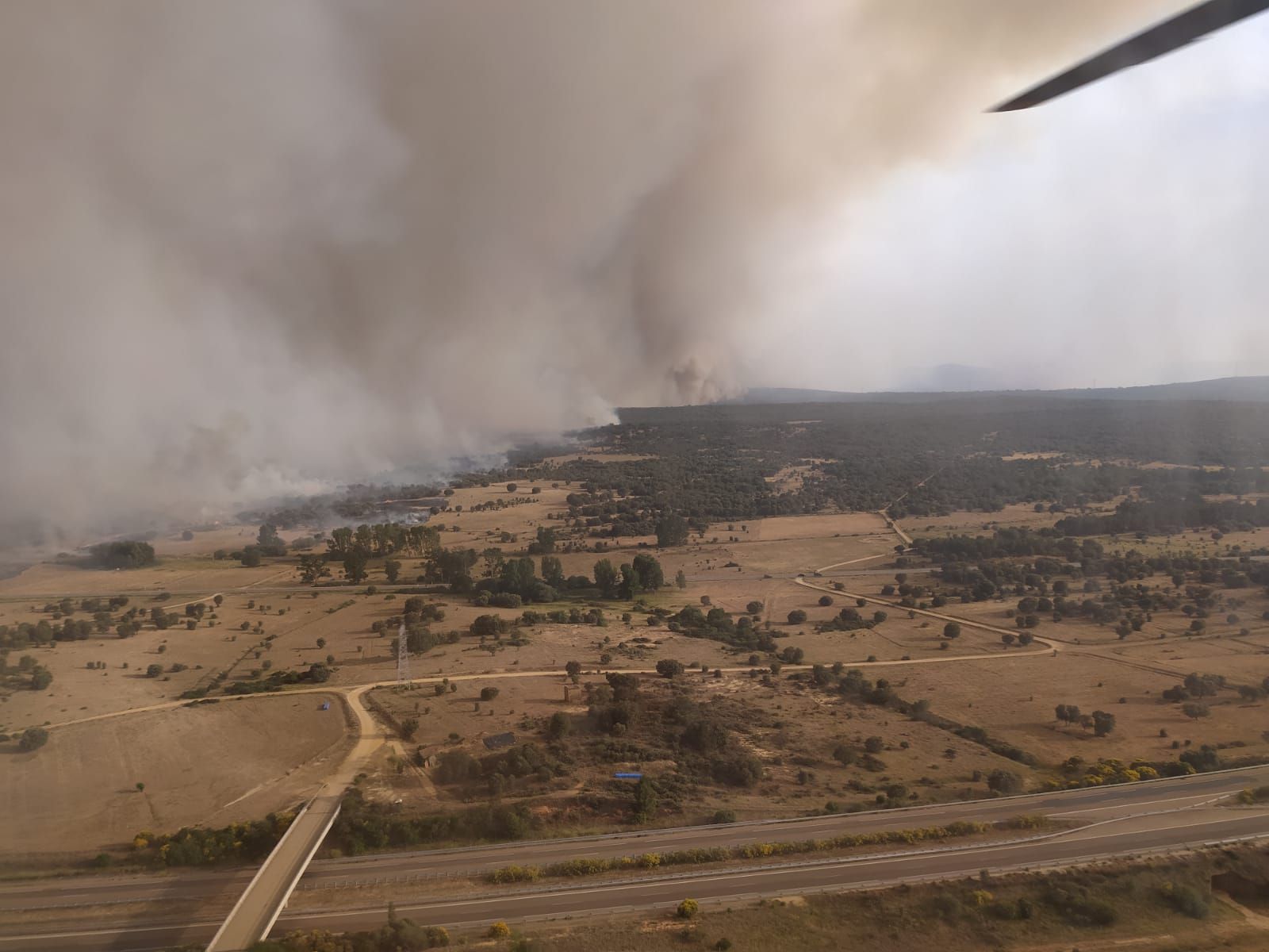 incendio-en-la-sierra-de-la-culebra-3