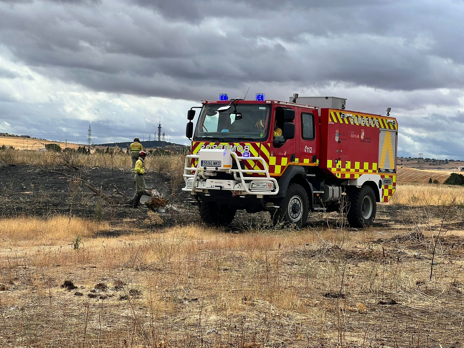 Incendio en unas tierras en Chamberí