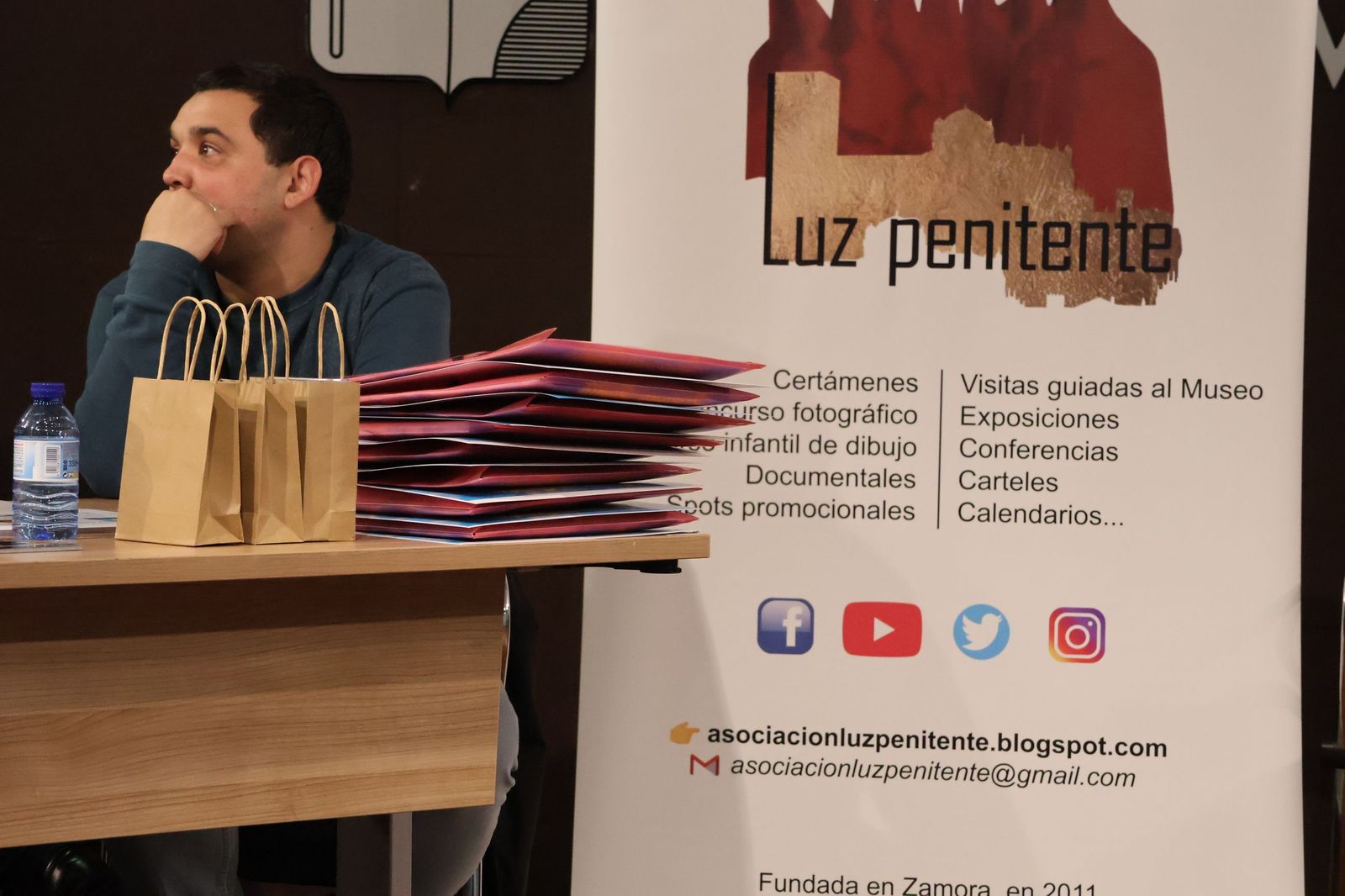 GALERÍA | La Asociación Luz Penitente reparte los premios del VIII Concurso de Dibujo Infantil