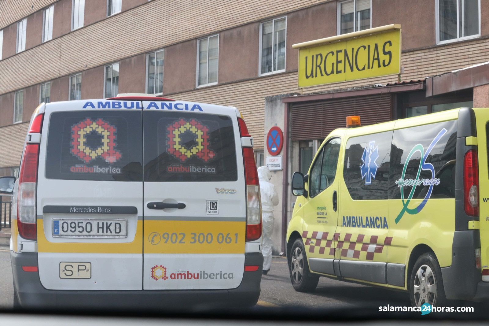 Hospital coronavirus ambulancia (4)