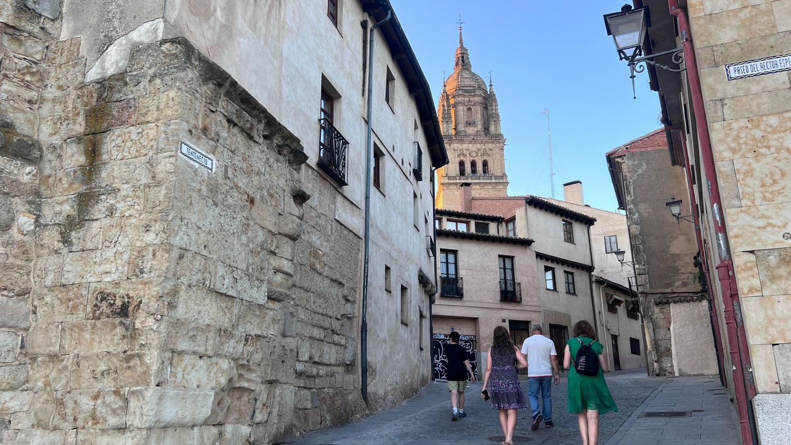 Visita guiada 'Patrimonio y leyendas del río Tormes' Visita guiada 'Patrimonio y leyendas del río Tormes'