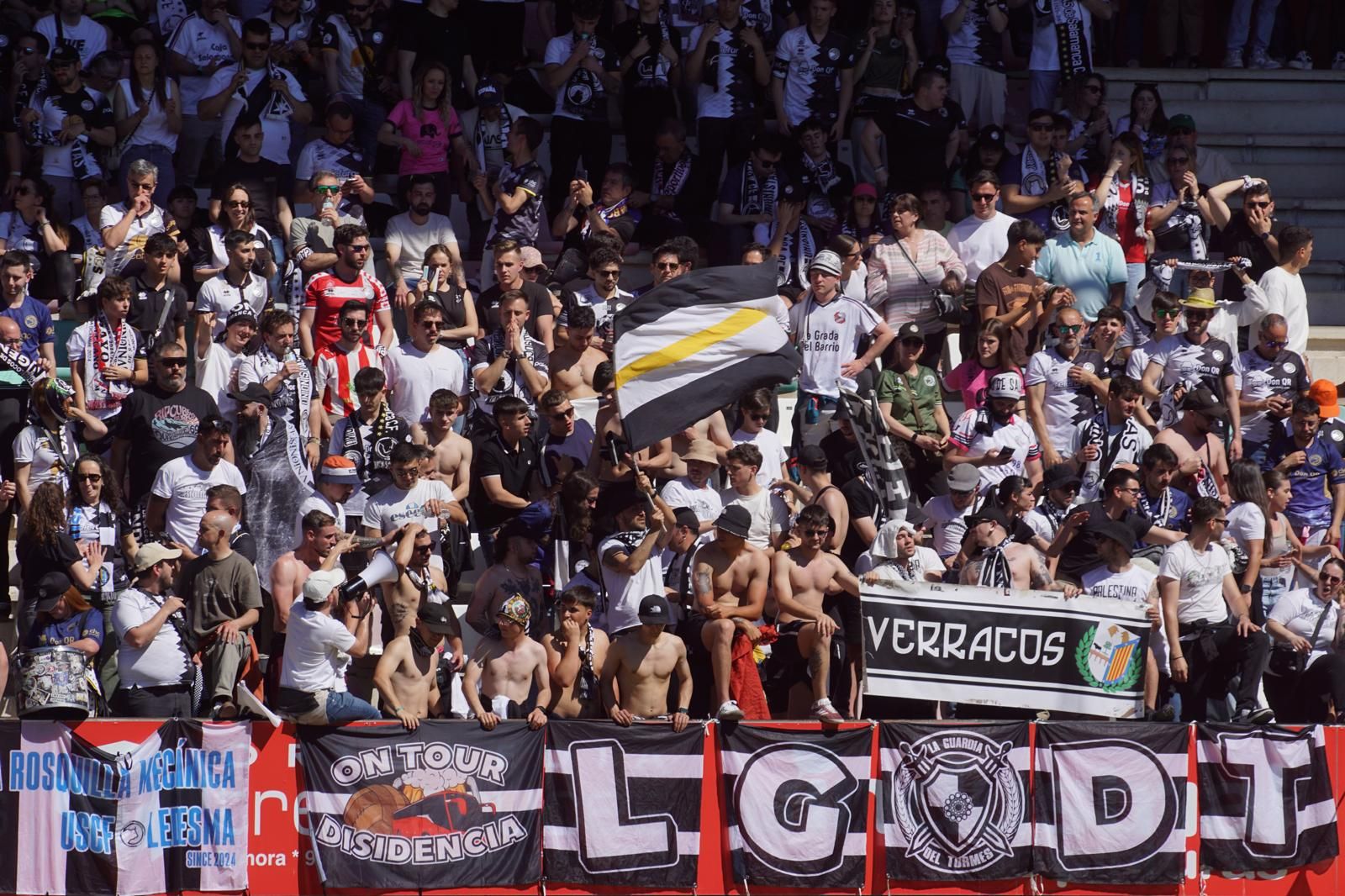 Revive en imágenes el duelo entre el Zamora CF y Unionistas de Salamanca (4).jpeg