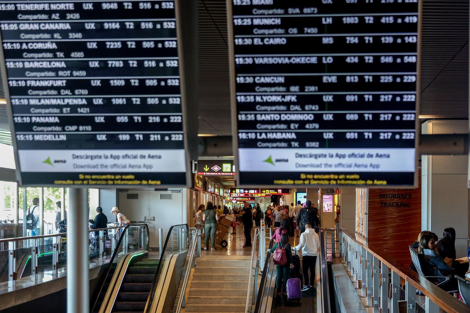 Paneles de facturación en el aeropuerto Adolfo Suárez Madrid Barajas
