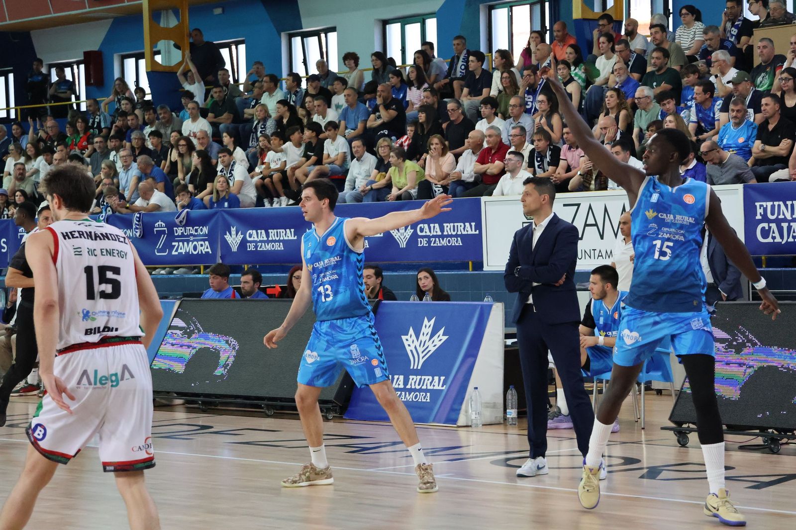 GALERÍA | Revive en imágenes el partido entre el CB Zamora y Alega Cantabria