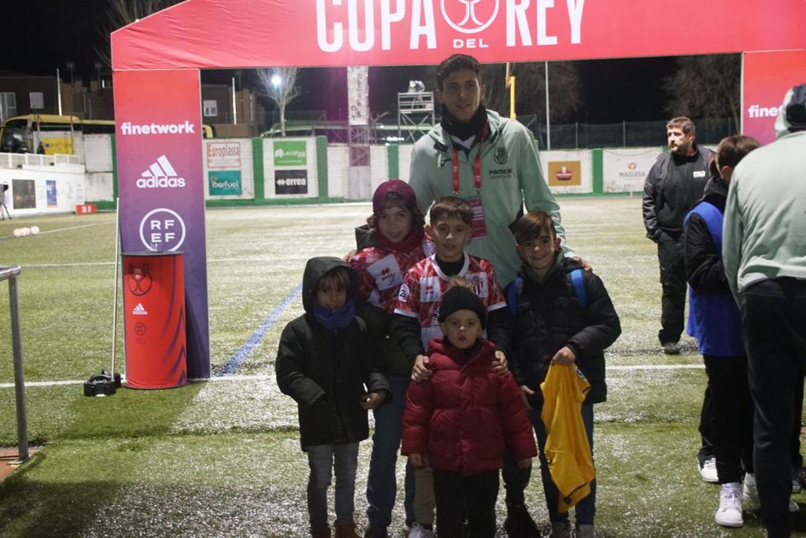 9dca49a4-ee68-4023-bad2-b6588114b16e