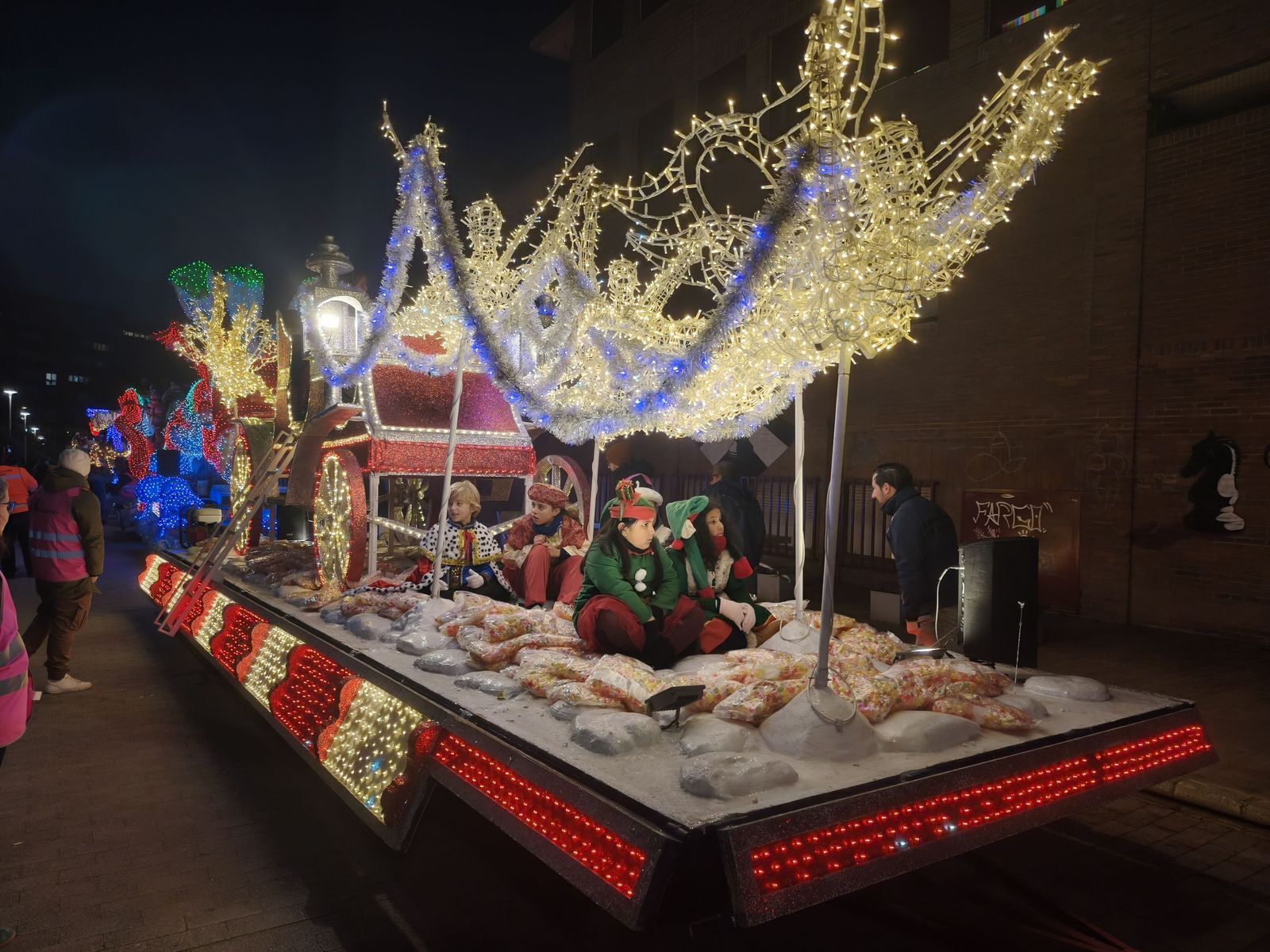 Los Reyes Magos recorren las calles de Salamanca en la Cabalgata 2026