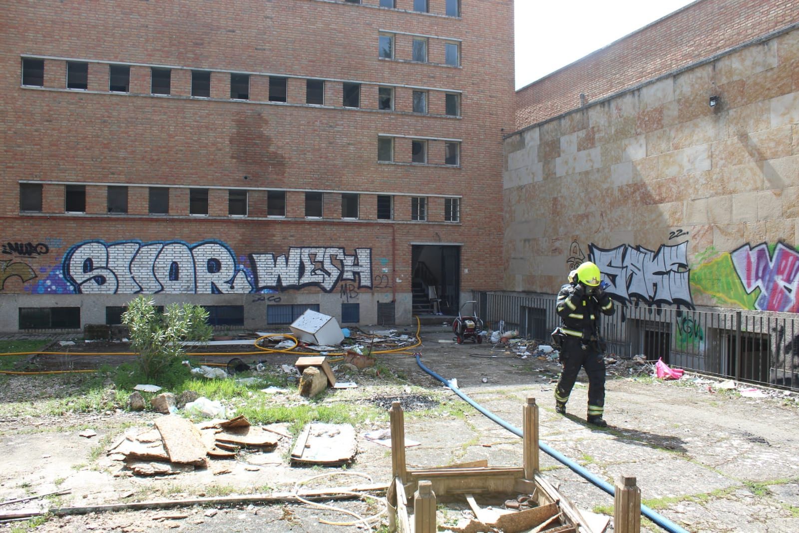 Incendio en un edificio abandonado de Ciudad Jardín (1)