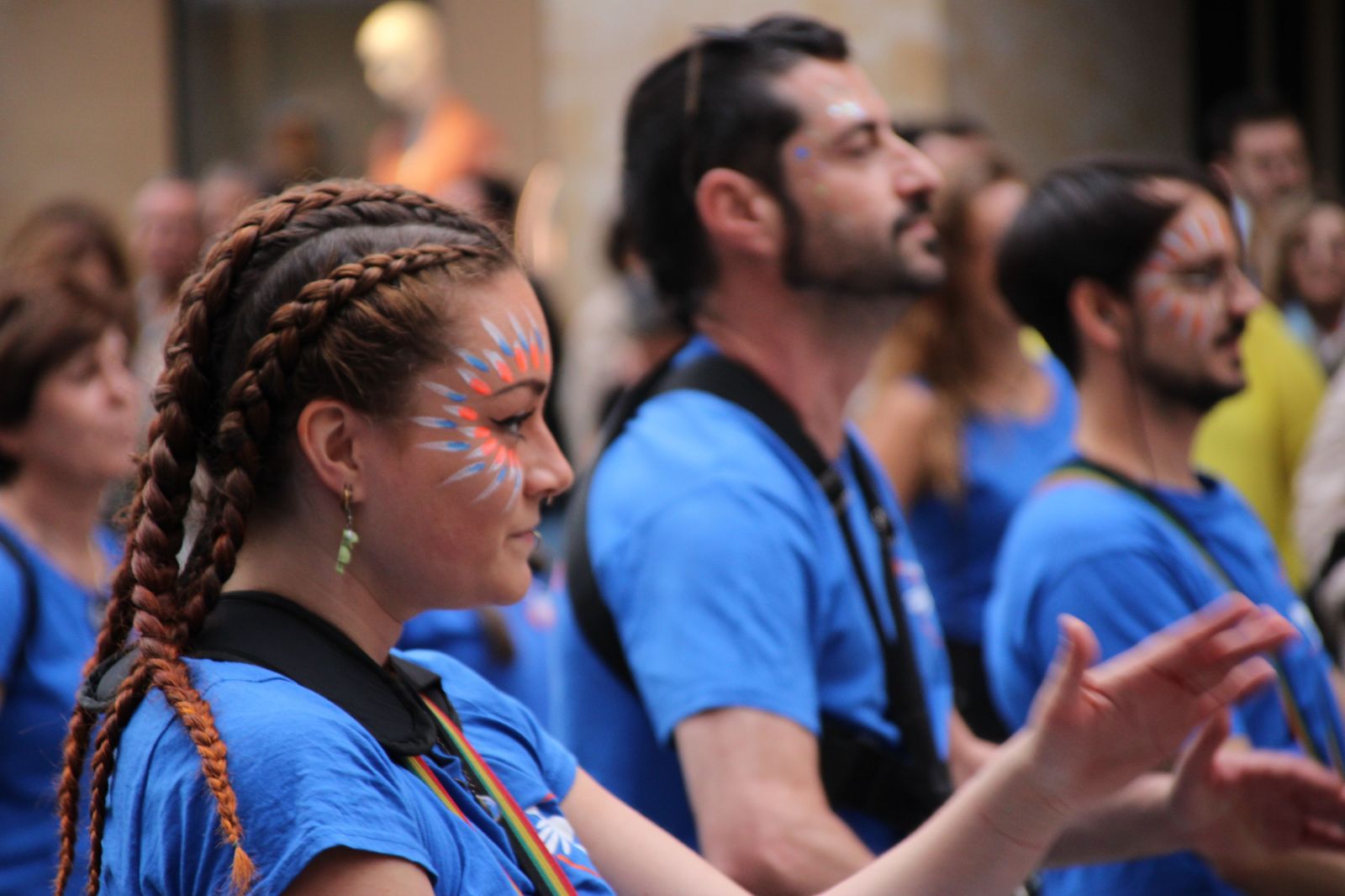 El taller de batucada K Charros organizado e impartido por la Asociación Cultural Educativa Blocco Charro sale a la calle este con el objetivo de acercar el mundo de la percusión afrobahiana a la ciu (36)