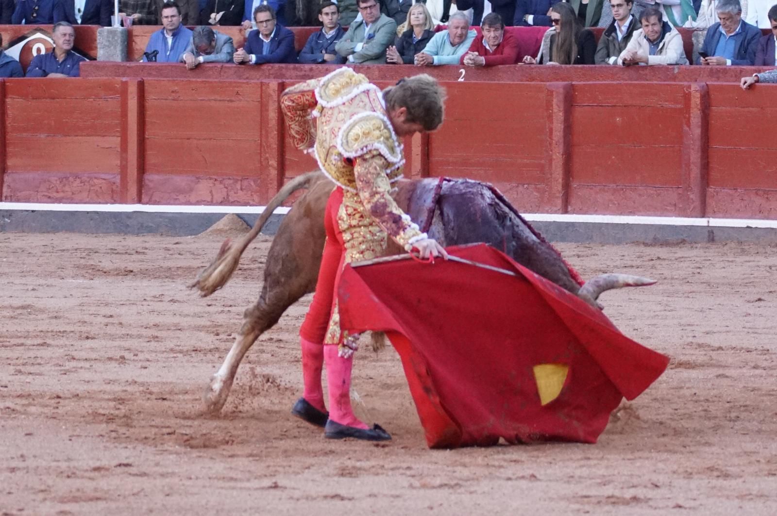La corrida concurso para despedir la feria con Morante, Talavante y Borja Jiménez: imágenes de los mejores momentos en La Glorieta
