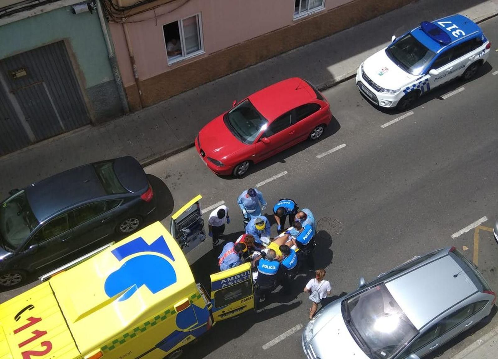 Ambulancia bloques calle agentina (2)
