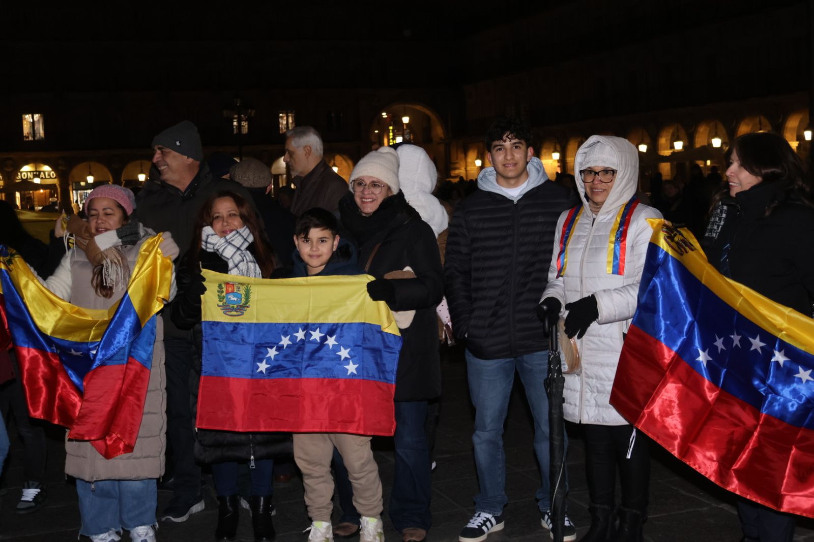 Concentración de venezolanos en Salamanca en la Plaza Mayor