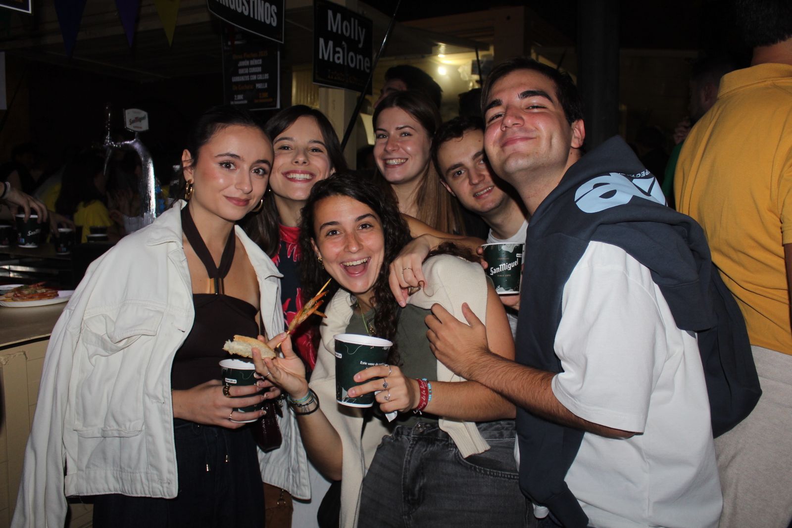 Ambiente en la Feria de Día en la tarde de este sábado