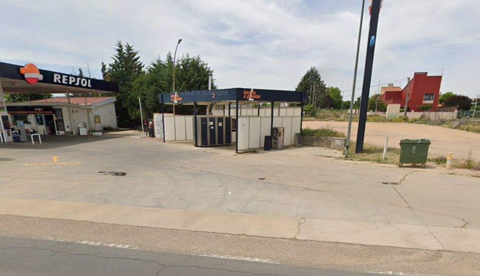 Estación de servicio en Aldeaseca de la Armuña