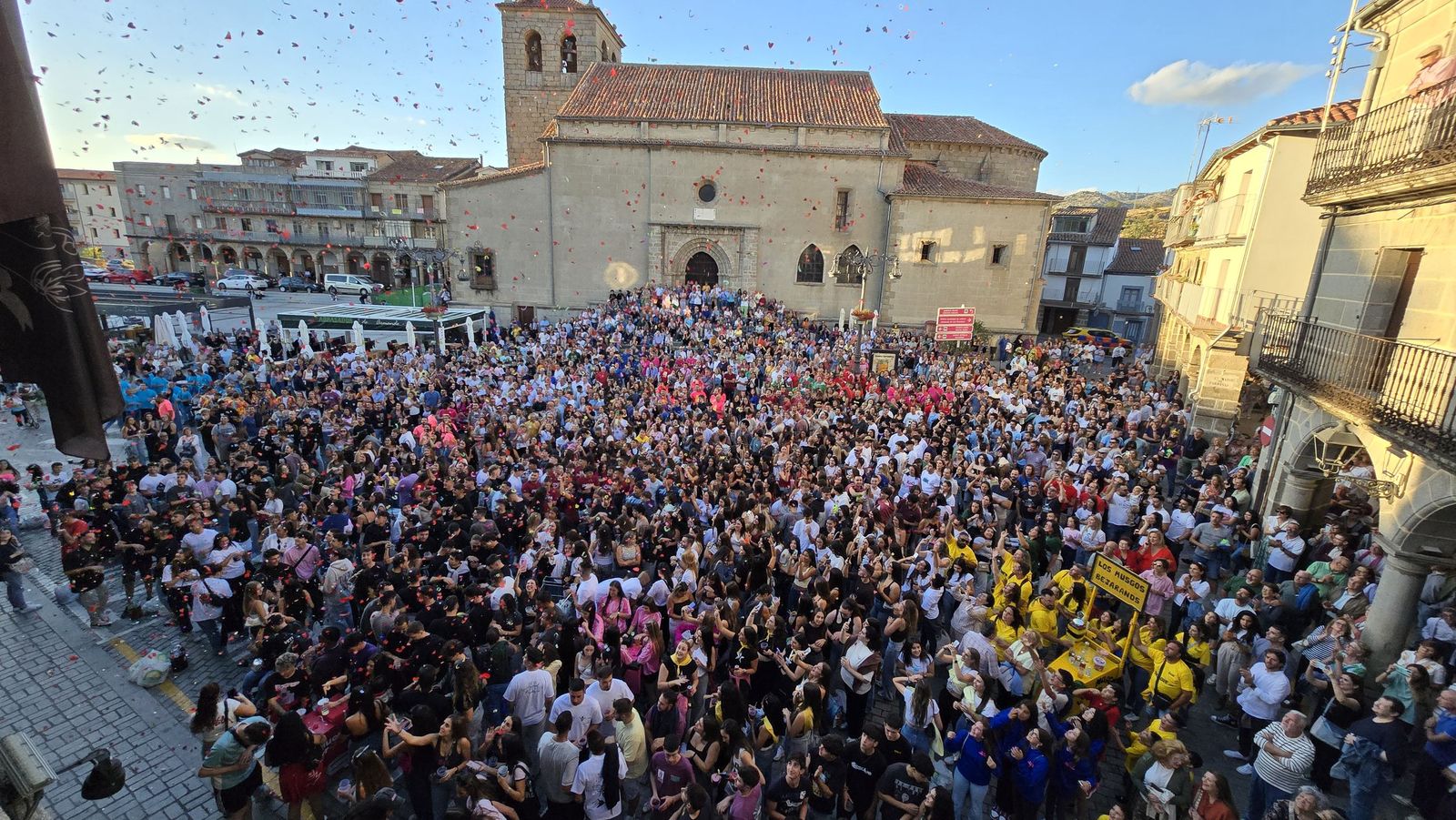 Béjar, pasacalles de Peñas y pregón