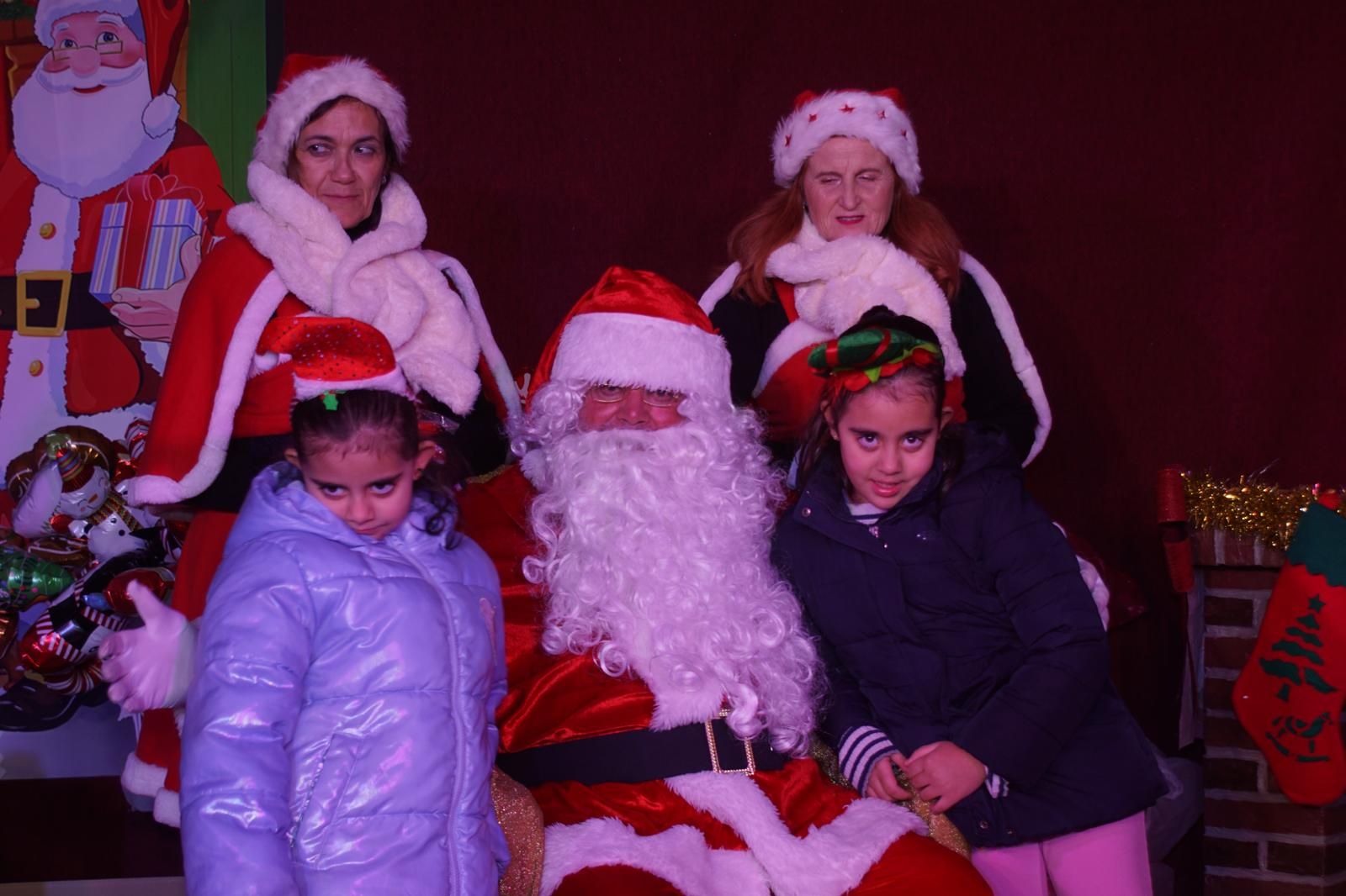 El Encinar recibe la visita de Papa Noel