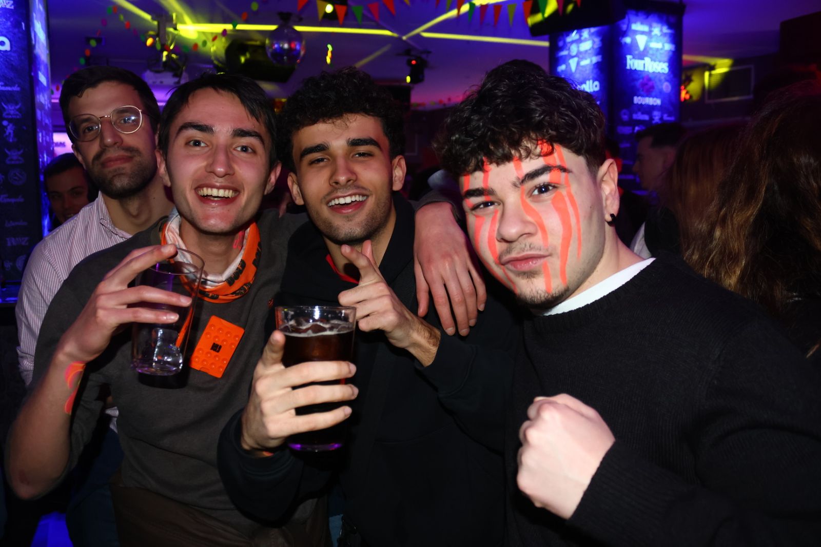 Salamanca de noche, jueves 19 de febrero